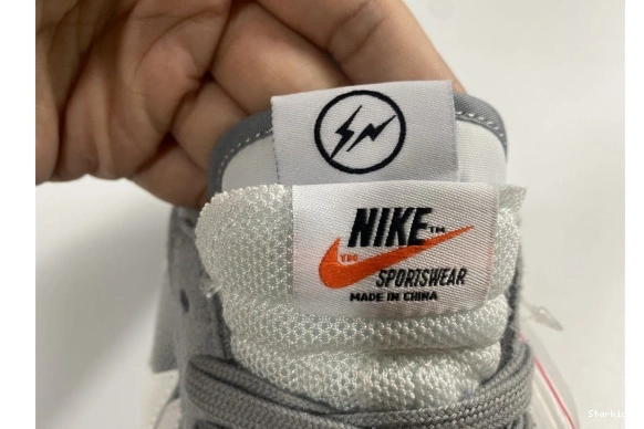 Fragment sacai Nike LD SF DH2684-001 Grey Waffle 0226